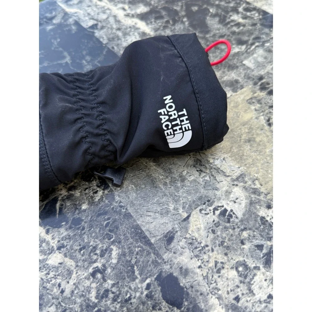 The North Face DryVent Winter Ski Snow Gloves Black Size S Waterproof